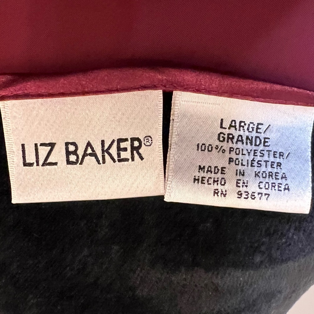 Liz Baker Burgundy Sleeveless Blouse - Picture 4 of 6